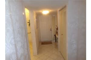 8020 Hampton Blvd, North Lauderdale, FL 33068, Sold 01/19/22