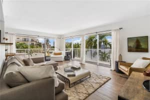 126 Golden Isles Dr #31a, Hallandale Beach, FL 33009, Sold 11/22/21