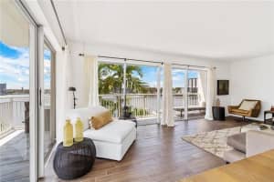 126 Golden Isles Dr #31a, Hallandale Beach, FL 33009, Sold 11/22/21