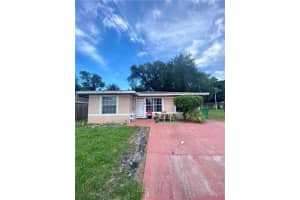 1009 SW 12th Ave, Dania Beach, FL 33004, Sold 12/10/21