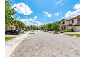 6970 Halton Park Ln, Coconut Creek, FL 33073, Sold 12/20/21