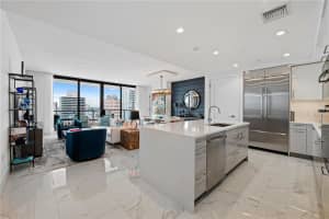 100 E Las Olas Blvd #2401, Fort Lauderdale, FL 33301, Sold 01/14/22