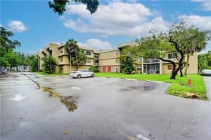 4235 N University Dr, Sunrise, FL 33351, Sold 11/10/21