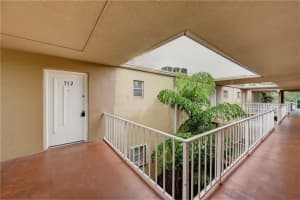 4235 N University Dr, Sunrise, FL 33351, Sold 11/10/21