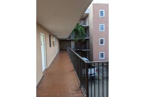 5825 W 25th Ct, Hialeah, FL 33016, Sold 02/03/22