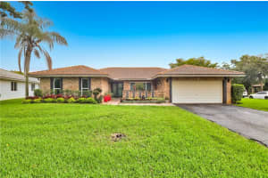 817 NW 110th Ln, Coral Springs, FL 33071, Sold 10/25/21