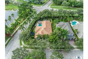 1374 Ginger Cir, Weston, FL 33326, Sold 11/15/21