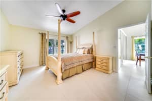 1070 SW 110th Ln, Davie, FL 33324, Sold 11/01/21