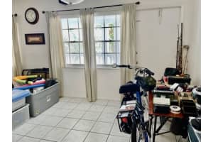 2453 NE 51st St, Fort Lauderdale, FL 33308, Sold 11/03/21