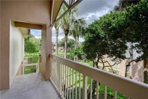 9777 Westview Dr, Coral Springs, FL 33076, Sold 11/17/21