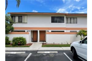 4224 SW 71st Ter, Davie, FL 33314, Sold 11/24/21
