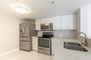 520 SE 5th Ave, Fort Lauderdale, FL 33301, Sold 11/01/21