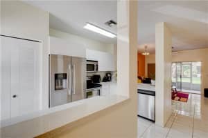 358 S W 122nd Ave, Pembroke Pines, FL 33025, Sold 11/12/21