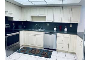 551 NW 97th Ave, Plantation, FL 33324, Sold 11/16/21