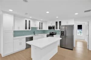 5211 NW 76th Pl, Pompano Beach, FL 33073, Sold 11/19/21
