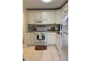 4304 NW 9th Ave, Pompano Beach, FL 33064, Sold 12/17/21