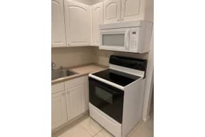 6800 NE 22nd Way, Fort Lauderdale, FL 33308, Sold 12/15/21