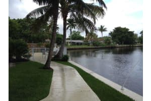 801 NE 18th Ct, Fort Lauderdale, FL 33305, Sold 01/18/22