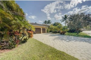 10610 NW 66th Ct, Parkland, FL 33076, Sold 12/07/21