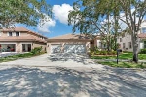 921 Crestview Cir, Weston, FL 33327, Sold 12/14/21