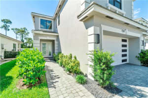 7319 Stella Ln, Lake Worth, FL 33463, Sold 11/12/21