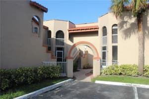 465 SW 86th Ave, Pembroke Pines, FL 33025, Sold 12/10/21