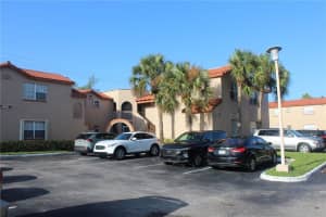 465 SW 86th Ave, Pembroke Pines, FL 33025, Sold 12/10/21