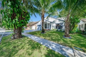 1121 SW 88th Way, Pembroke Pines, FL 33025, Sold 11/23/21