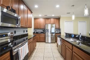 5320 NW Wisk Fern Cir, Port St. Lucie, FL 34986, Sold 12/08/21