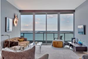 1331 Brickell Bay Dr #1402, Miami, FL 33131, Sold 12/10/21
