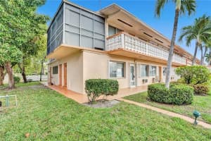 815 SW 10th Terrace #1v, Hallandale Beach, FL 33009, Sold 04/01/22