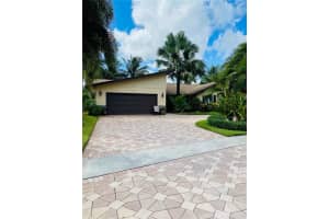 3524 Lakeview Dr, Delray Beach, FL 33445, Sold 11/29/21