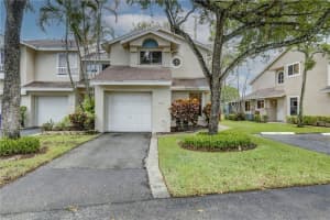1924 Discovery Cir W, Deerfield Beach, FL 33442, Sold 11/12/21