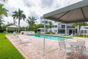 2998 Sunrise Lakes Dr E, Sunrise, FL 33322, Sold 01/21/22