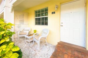 2660 NE 8th Ave, Wilton Manors, FL 33334, Sold 11/05/21