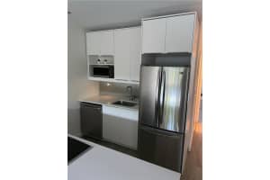 2170 NE 51st Ct UNIT A29, Fort Lauderdale, FL 33308, Sold 11/23/21