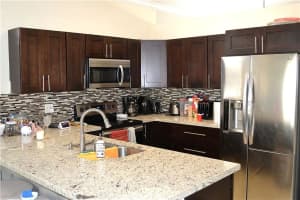 15289 NW 1st St, Pembroke Pines, FL 33028, Sold 11/10/21