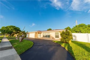 8200 NW 74th Ave, Tamarac, FL 33321, Sold 11/16/21