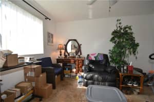 2600 S University Dr, Davie, FL 33328, Sold 11/08/21