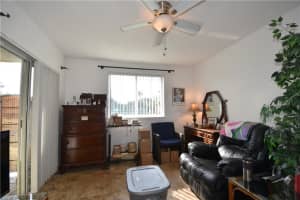 2600 S University Dr, Davie, FL 33328, Sold 11/08/21