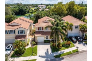 15048 SW 51st St, Davie, FL 33331, Sold 12/02/21