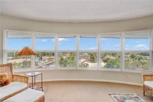 5100 Bayview Dr, Fort Lauderdale, FL 33308, Sold 03/23/22