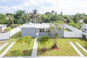 3920 Pensacola Dr, Lake Worth, FL 33462, Sold 01/31/22