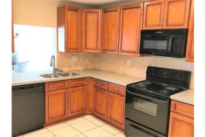 1157 Hampton Blvd, North Lauderdale, FL 33068, Sold 01/20/22