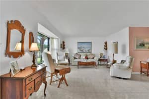 2126 SW 16th Cir, Deerfield Beach, FL 33442, Sold 01/04/22