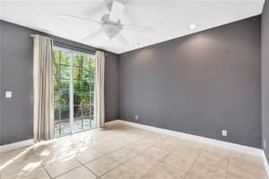 2685 NE 9th Ave, Wilton Manors, FL 33334, Sold 04/14/22