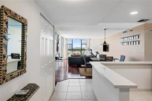20505 E Country Club Dr, Aventura, FL 33180, Sold 11/30/21