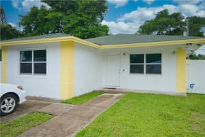 716 SW 10th St, Dania Beach, FL 33004, Sold 11/15/21