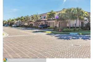 10850 NW 74th Dr, Parkland, FL 33076, Sold 12/03/21