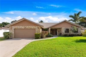 1006 SE 6th St, Deerfield Beach, FL 33441, Sold 11/23/21